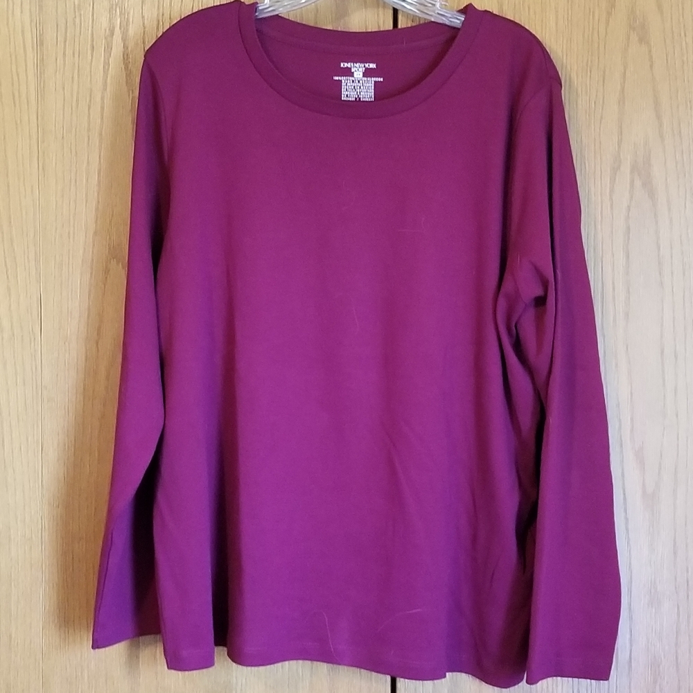 Jones New York 2x burgundy top